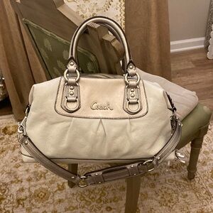 GUC Authentic Coach Bag